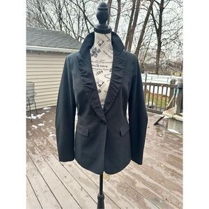 🔥Cabi unique, pinstripe, ruffle blazer , cinched on the sleeves and the back. S